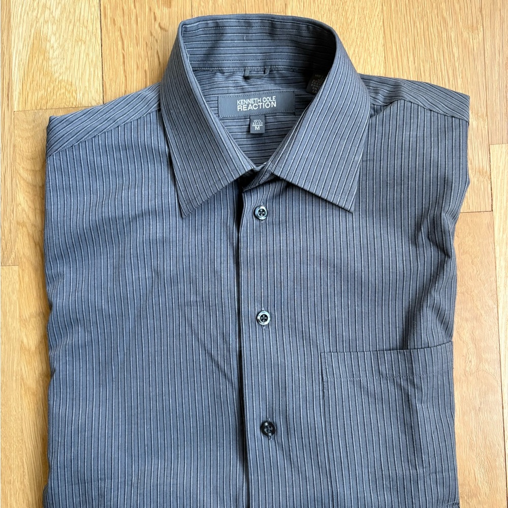 KENNETH Cole Grey Striped Buttoned Down Collared Shirt size M 15.5 32/33